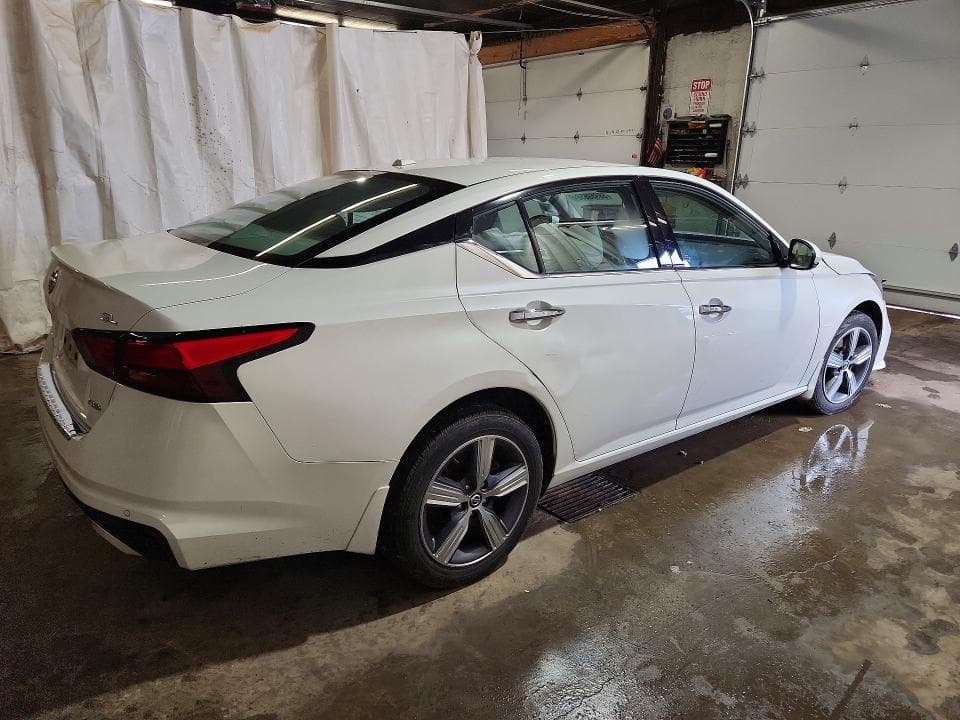 2021 NISSAN ALTIMA SL 3