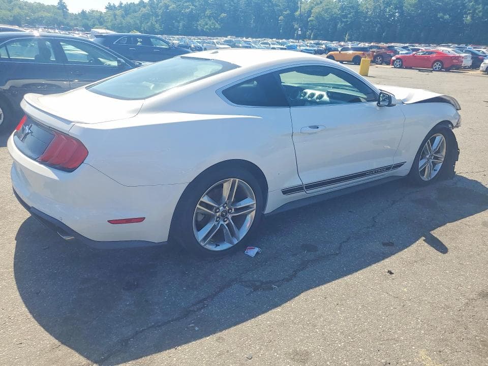 2018 FORD MUSTANG 3