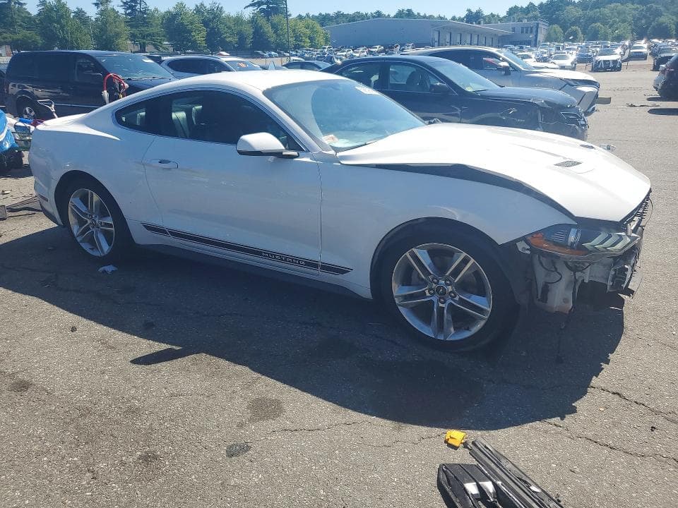 2018 FORD MUSTANG 4