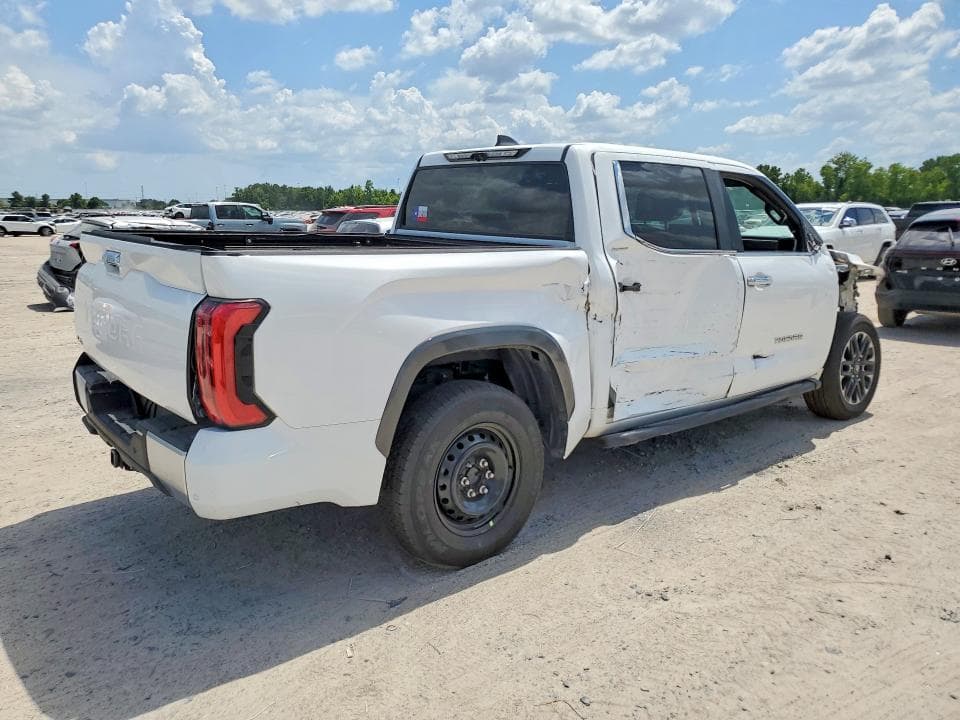 2026 TOYOTA TUNDRA CREWMAX LIMITED CREWMAX LIMITED 3