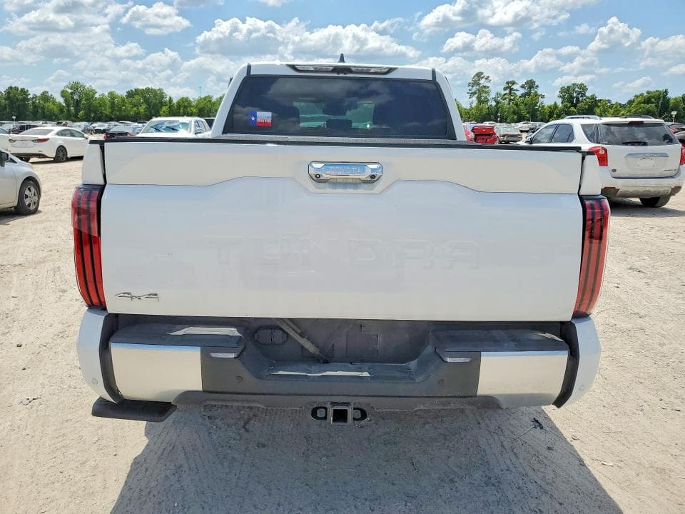 2026 TOYOTA TUNDRA CREWMAX LIMITED CREWMAX LIMITED 6
