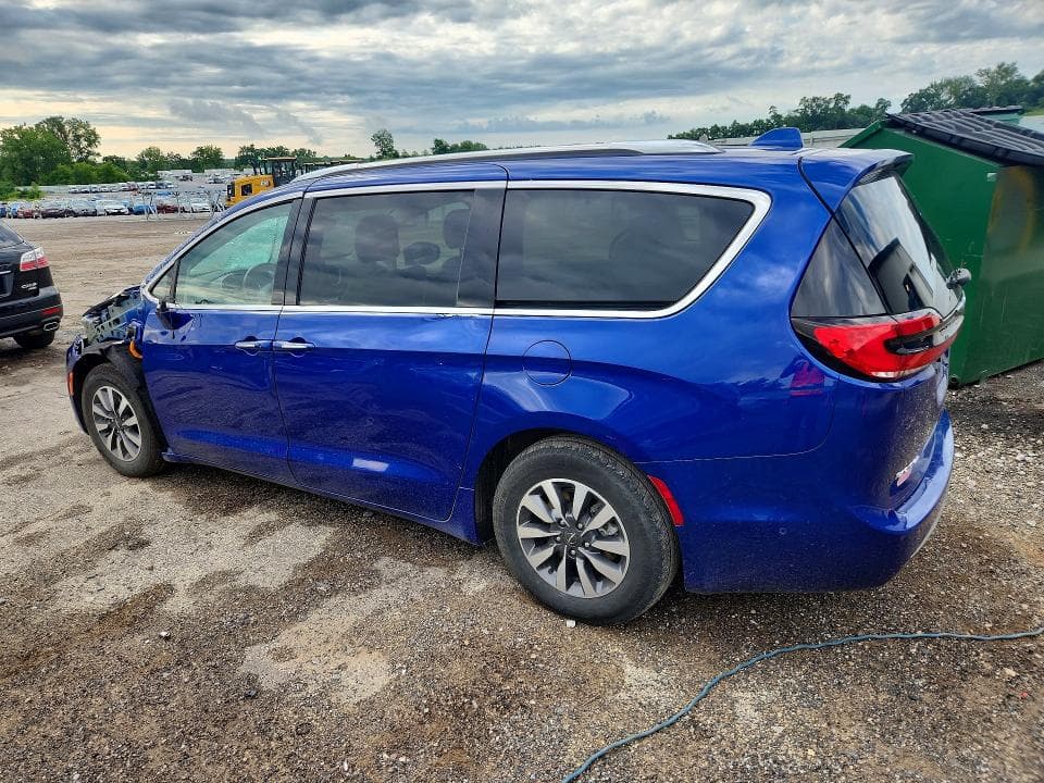 2021 CHRYSLER PACIFICA HYBRID TOURING L 2