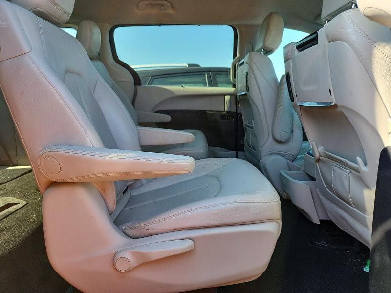 2021 CHRYSLER PACIFICA HYBRID TOURING L 11