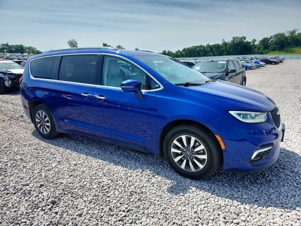 2021 CHRYSLER PACIFICA HYBRID TOURING L 4