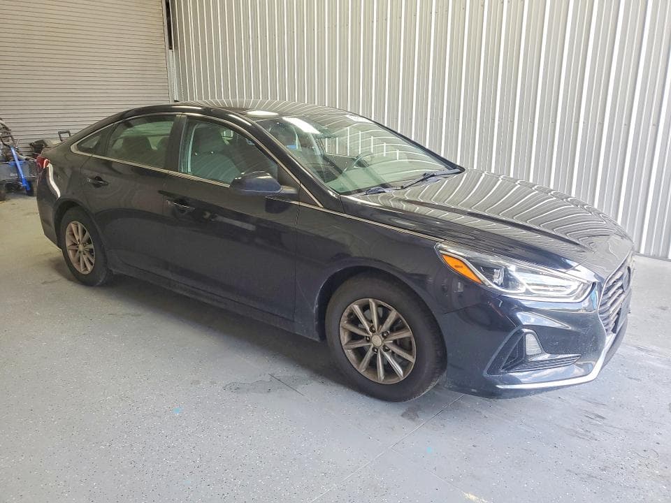 2019 HYUNDAI SONATA SE 4