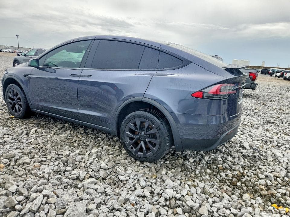 2022 TESLA MODEL X 2