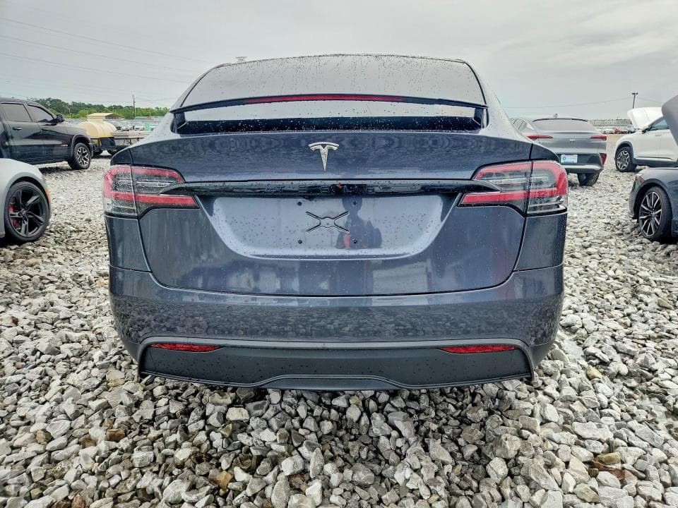 2022 TESLA MODEL X 6