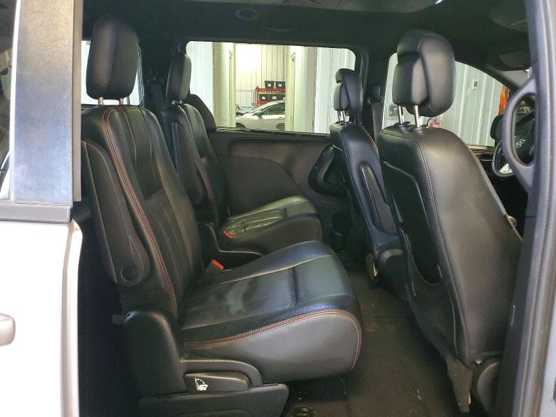 2017 DODGE GRAND CARAVAN GT 11