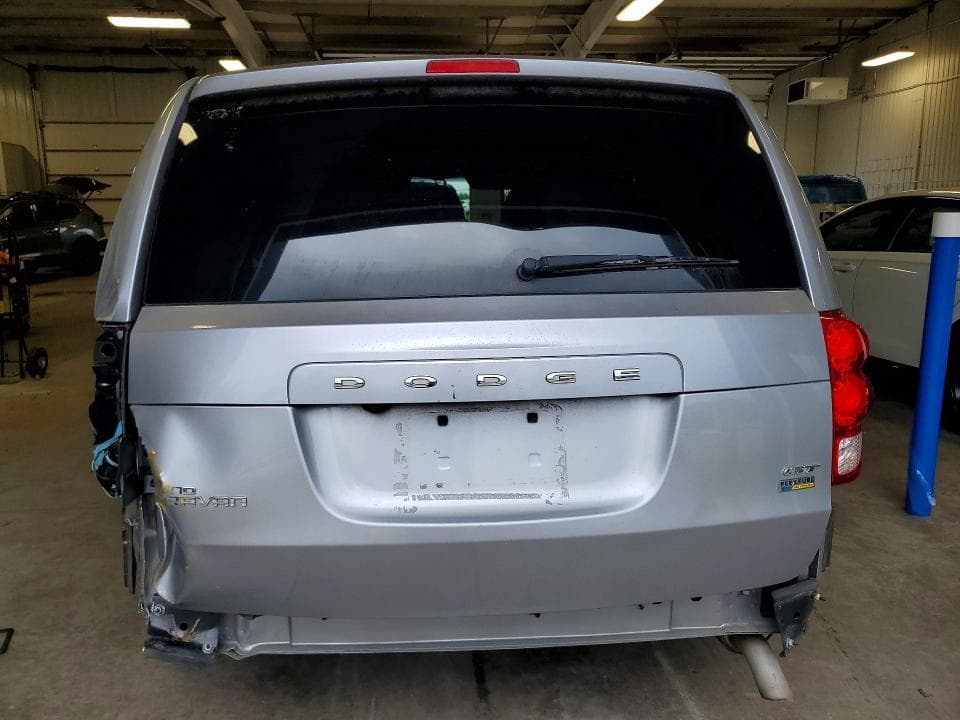 2017 DODGE GRAND CARAVAN GT 6