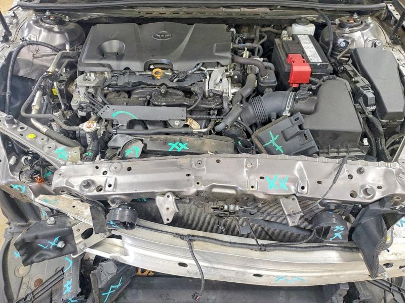 2019 TOYOTA CAMRY LE 11