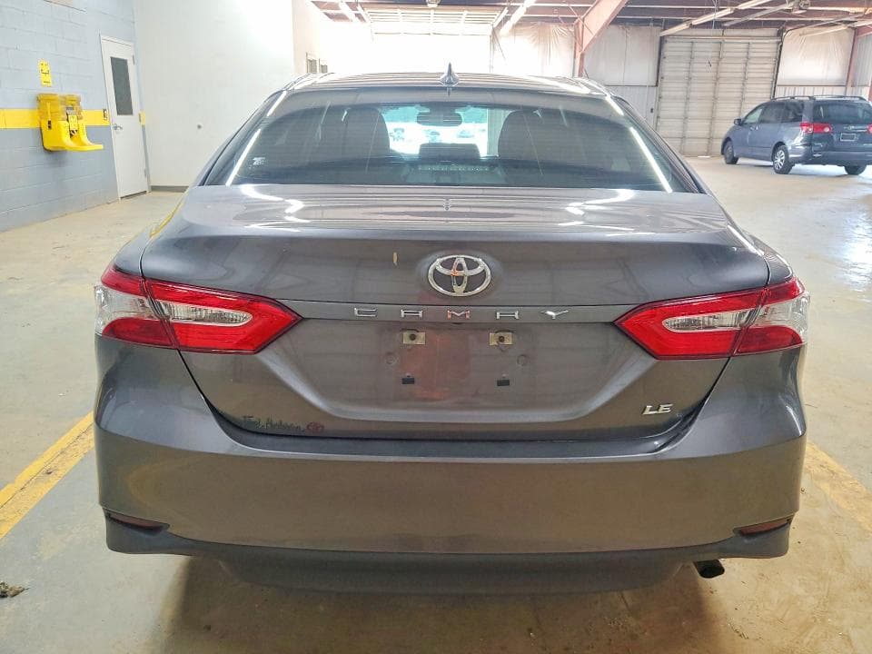 2019 TOYOTA CAMRY LE 6