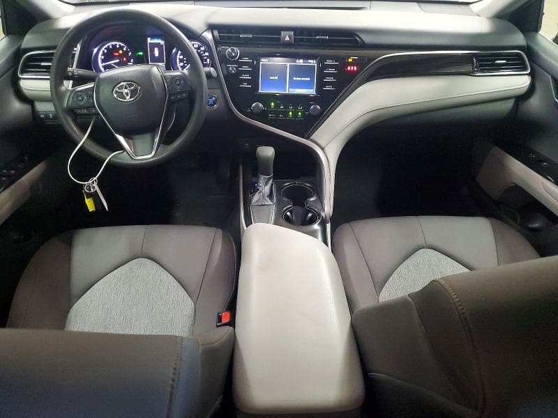 2019 TOYOTA CAMRY LE 8