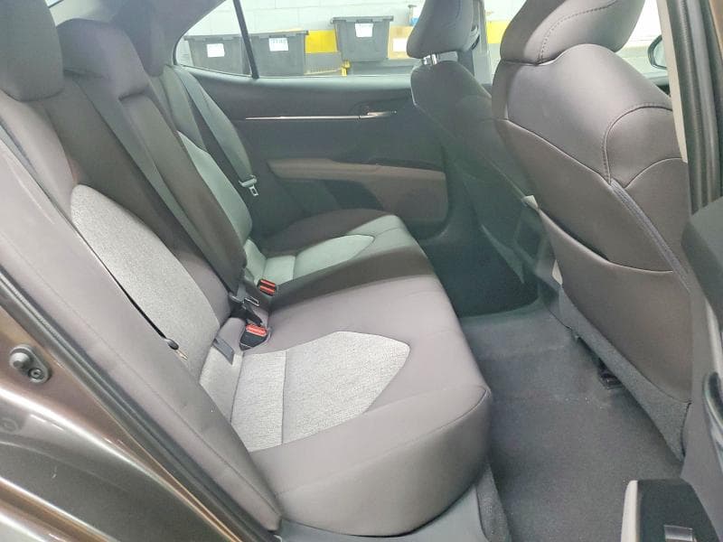 2019 TOYOTA CAMRY LE 10