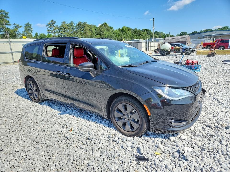 2020 CHRYSLER PACIFICA HYBRID LIMITED 4