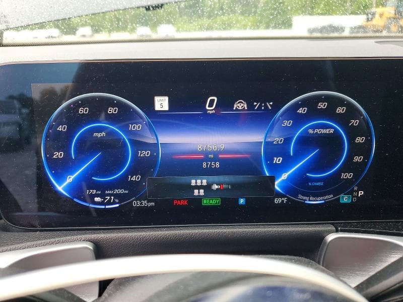 2024 MERCEDES-BENZ EQB 300 4MATIC 9