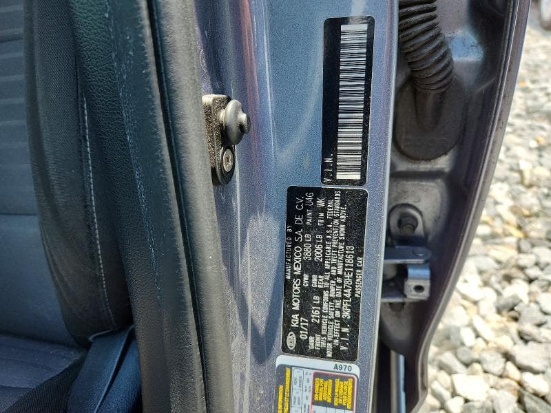2017 KIA FORTE S 12