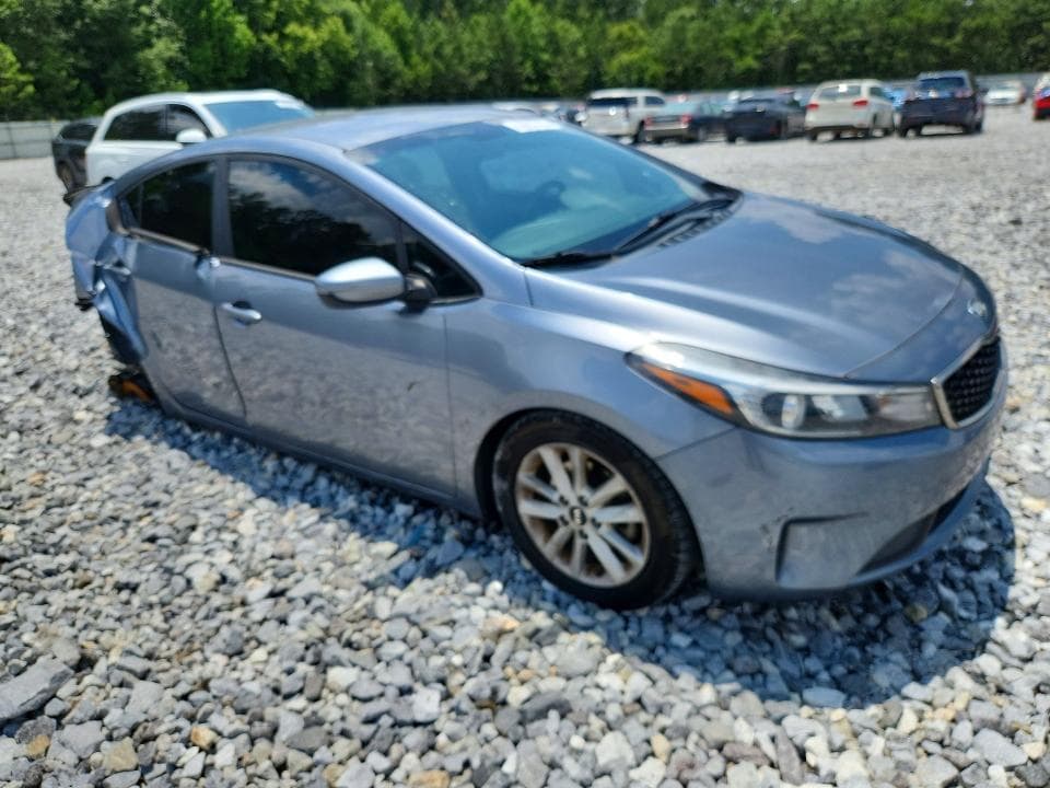 2017 KIA FORTE S 4