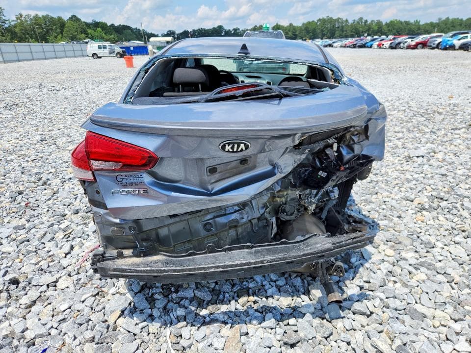 2017 KIA FORTE S 6