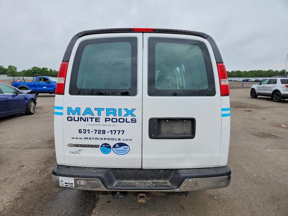 2017 CHEVROLET EXPRESS G2500 6