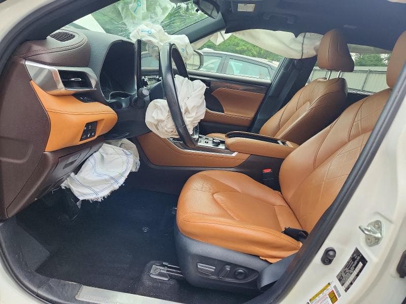 2020 TOYOTA HIGHLANDER PLATINUM 7