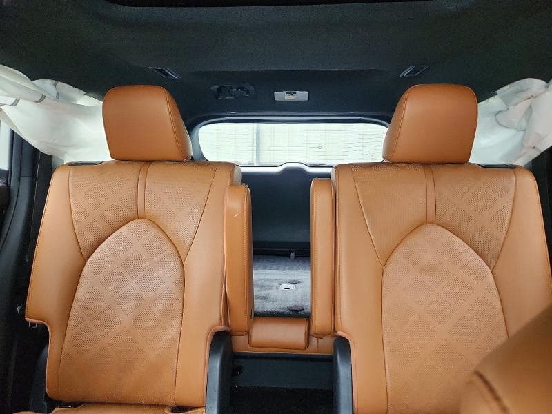 2020 TOYOTA HIGHLANDER PLATINUM 10