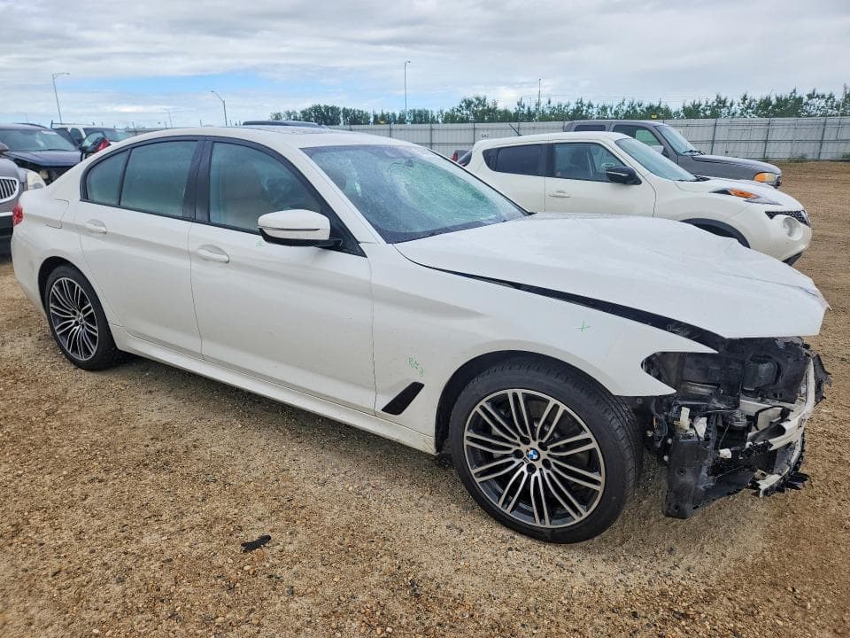 2020 BMW 530 XI 4