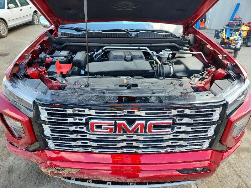 2024 GMC CANYON DENALI 11