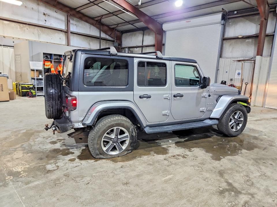 2020 JEEP WRANGLER UNLIMITED SAHARA 3
