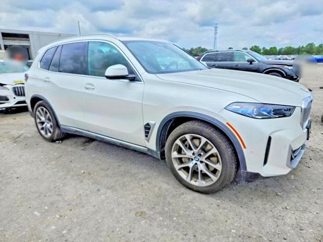 2025 BMW X5 XDRIVE50E 4