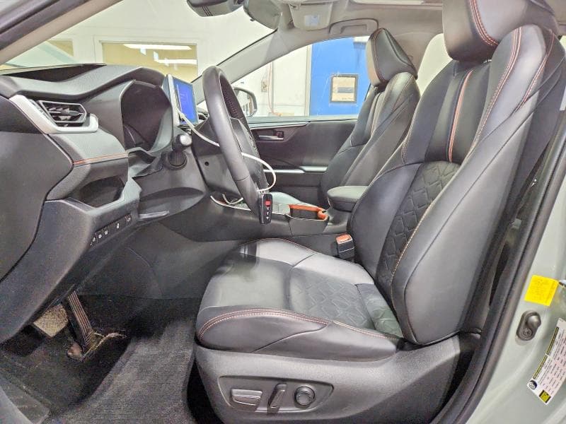 2023 TOYOTA RAV4 ADVENTURE 7