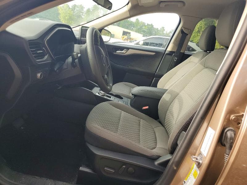 2020 FORD ESCAPE SE 7