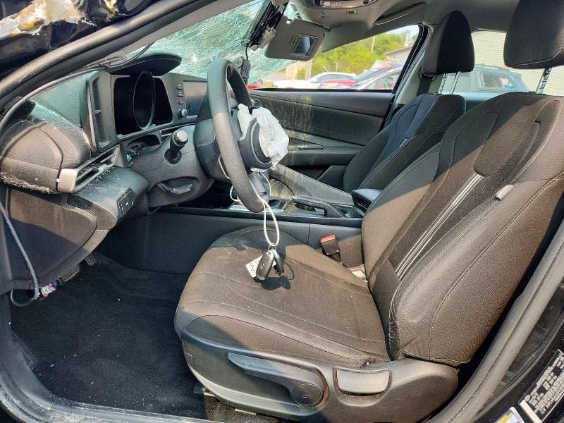 2023 HYUNDAI ELANTRA 7