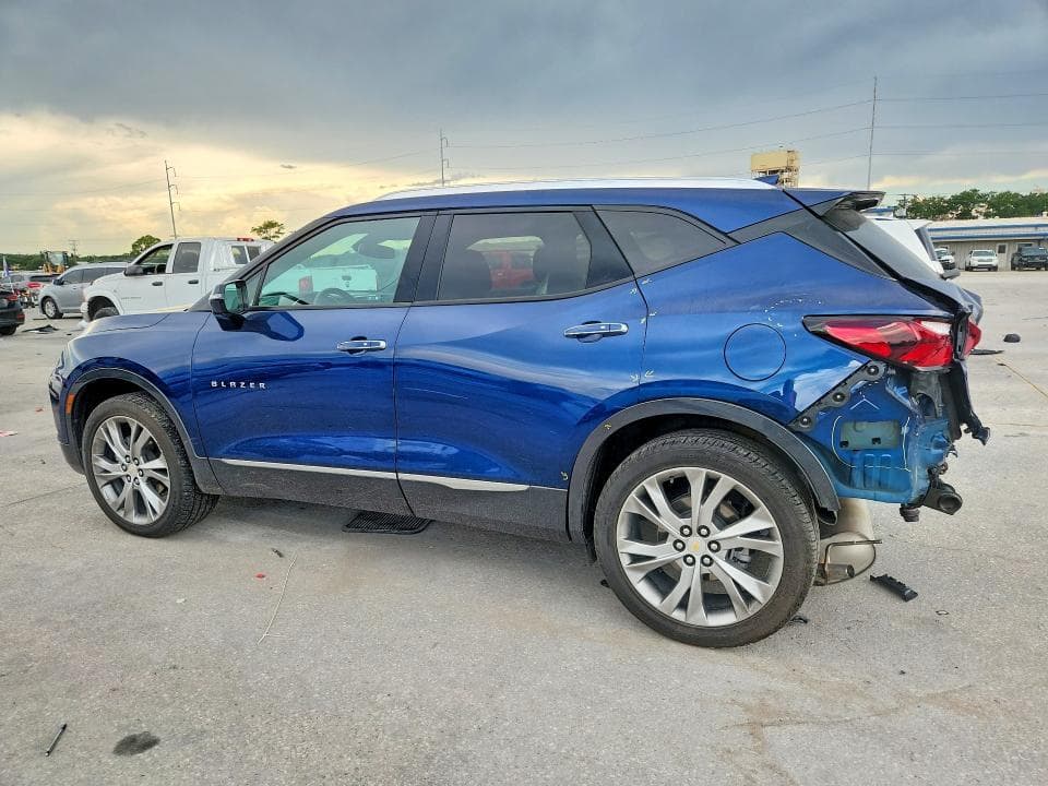 2022 CHEVROLET BLAZER PREMIER 2