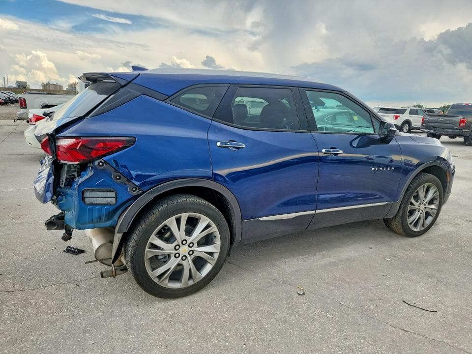 2022 CHEVROLET BLAZER PREMIER 3