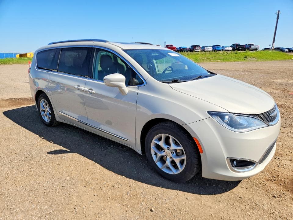 2017 CHRYSLER PACIFICA TOURING L PLUS 4