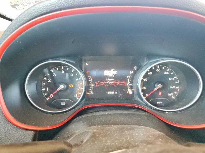 2019 JEEP COMPASS TRAILHAWK 9