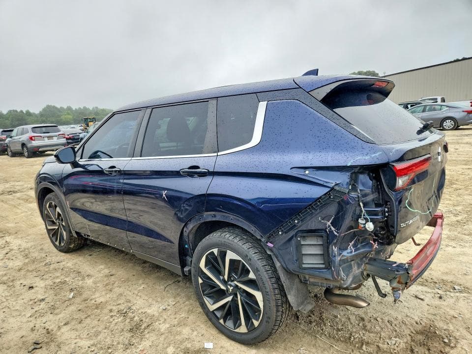 2022 MITSUBISHI OUTLANDER SE 2