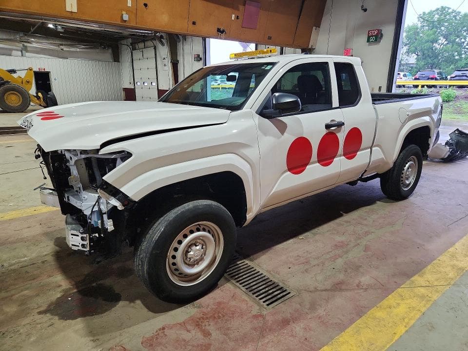2025 TOYOTA TACOMA SR