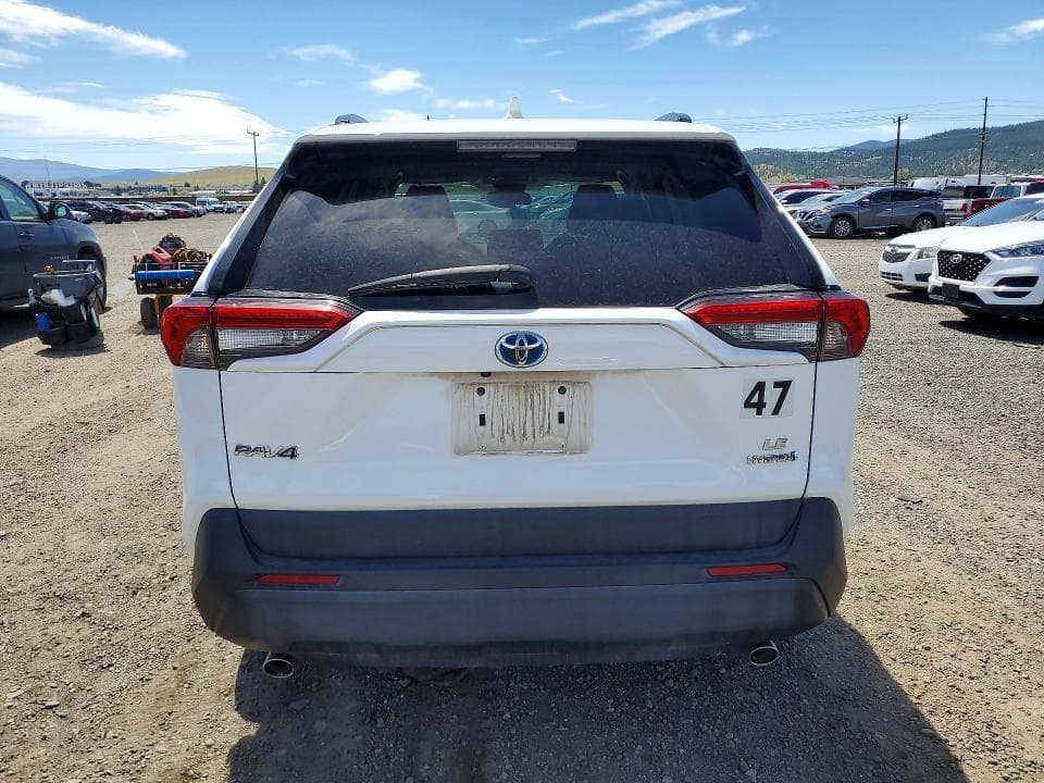 2024 TOYOTA RAV4 LE 6
