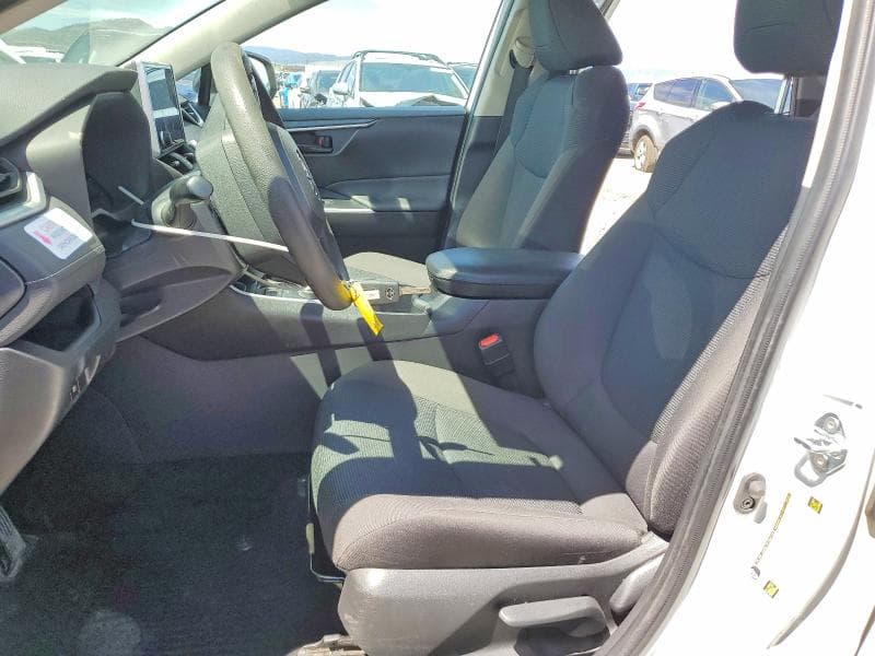 2024 TOYOTA RAV4 LE 7