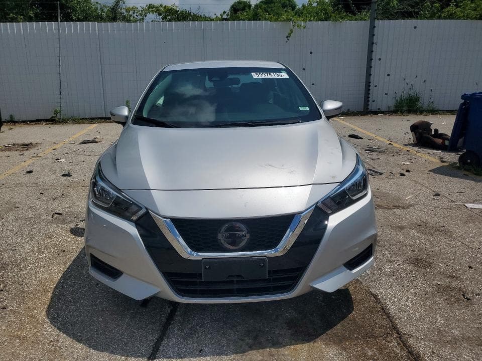 2020 NISSAN VERSA SV 5