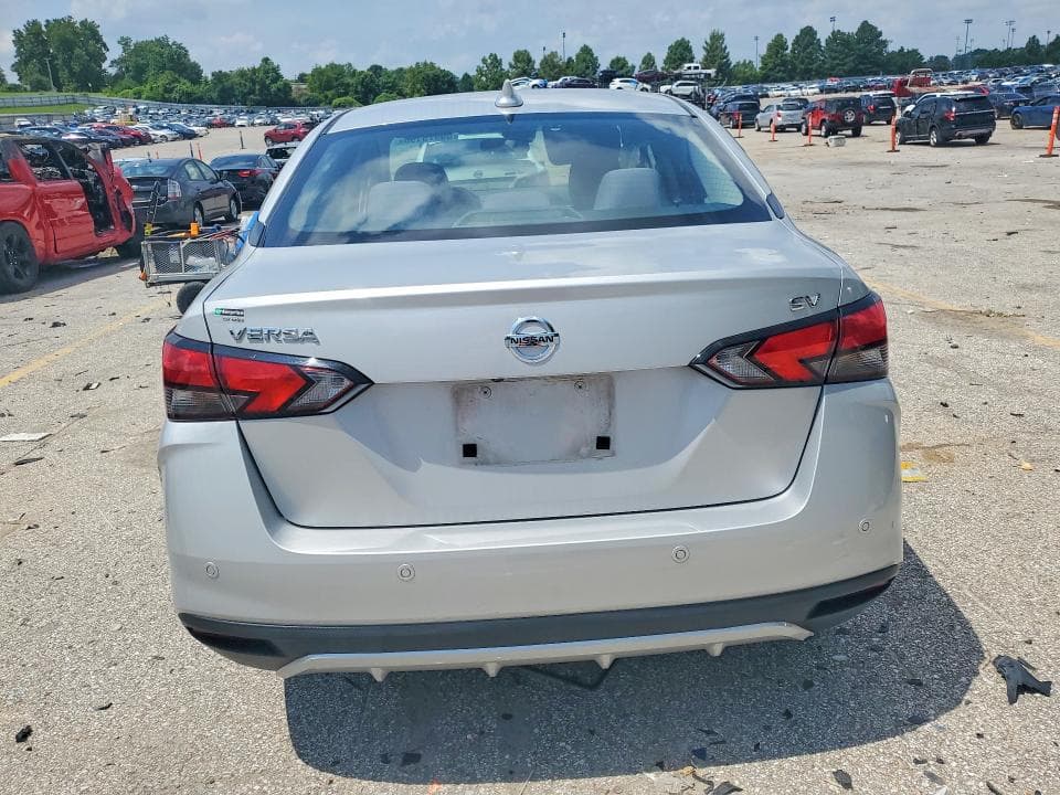 2020 NISSAN VERSA SV 6