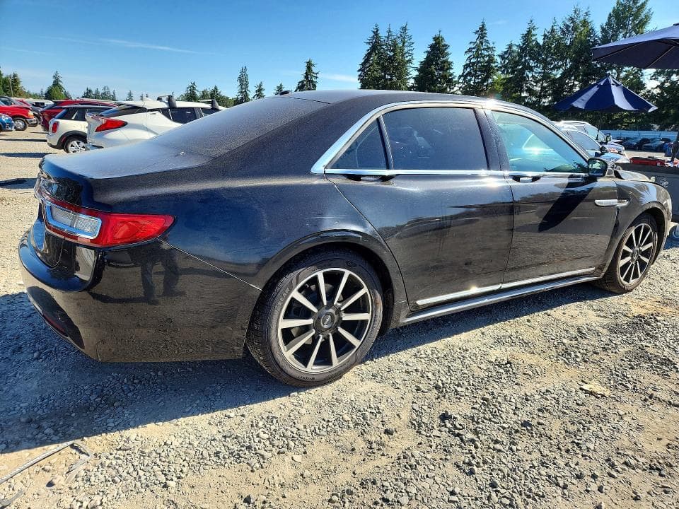 2017 LINCOLN CONTINENTAL RESERVE 3