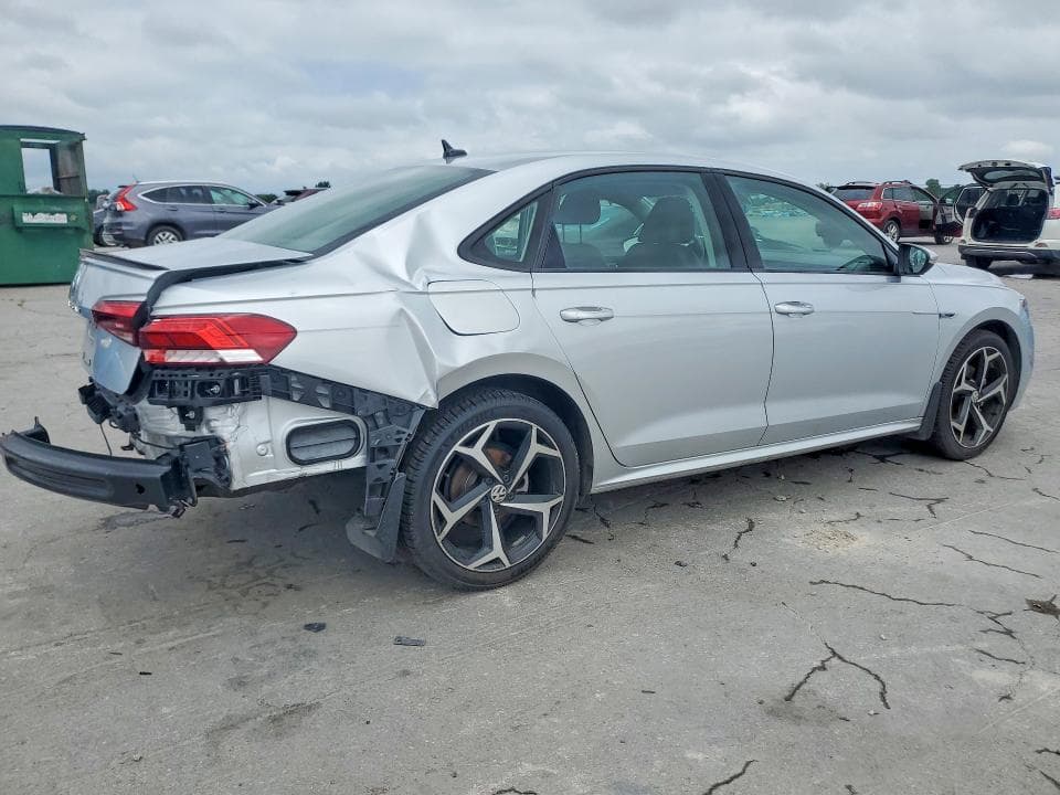 2020 VOLKSWAGEN PASSAT R-LINE 3