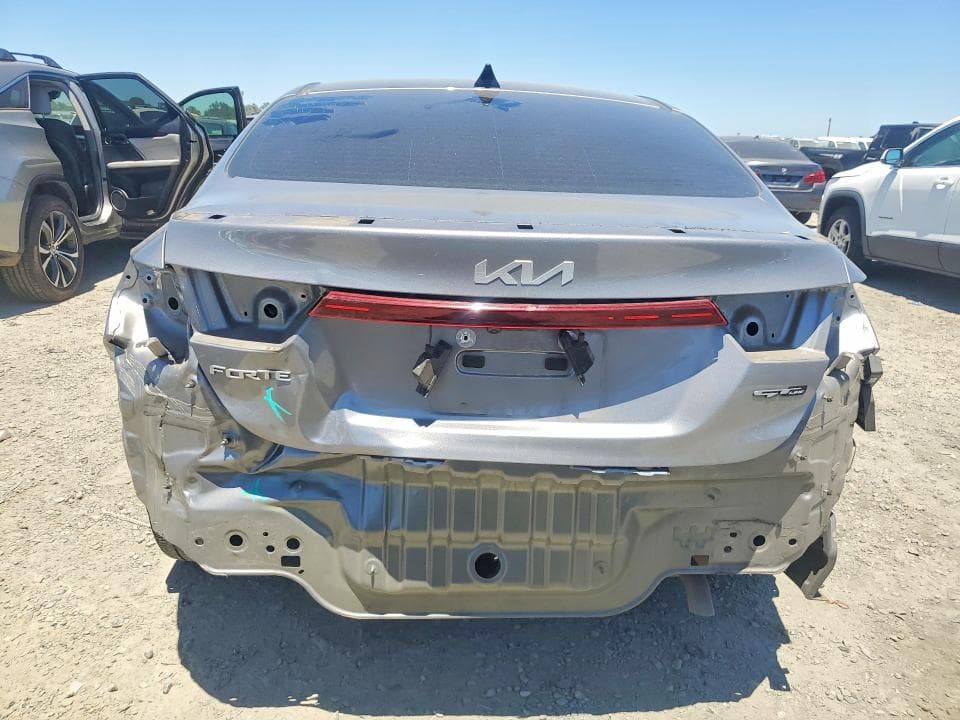 2024 KIA FORTE GT LINE 6