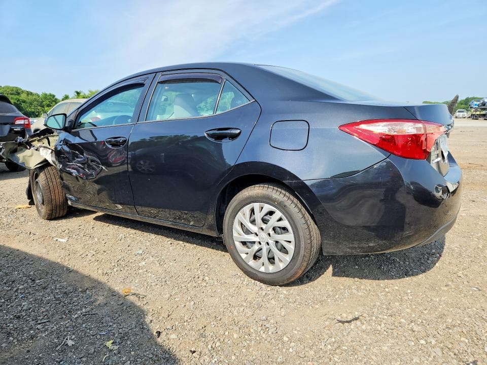 2017 TOYOTA COROLLA LE 2