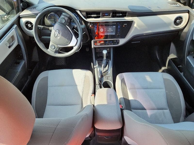 2017 TOYOTA COROLLA LE 8
