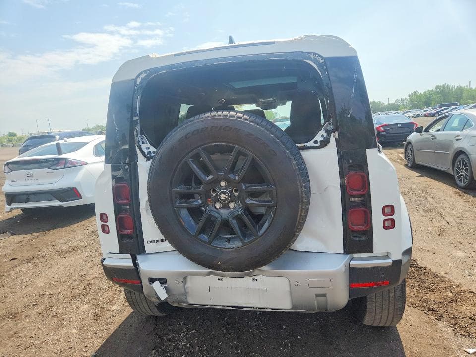 2025 LAND ROVER DEFENDER 110 S 6