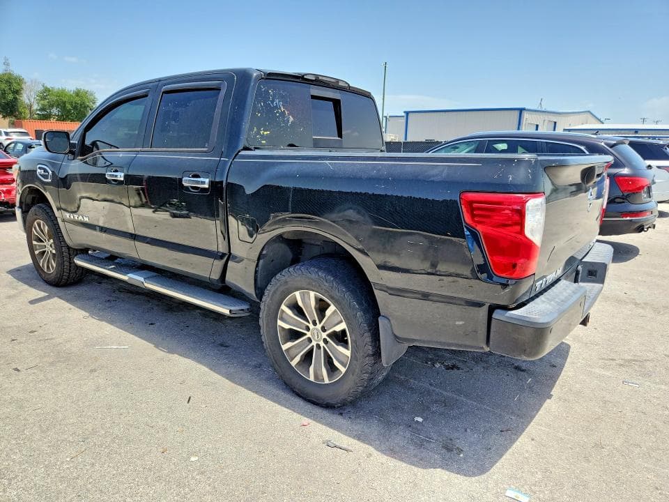 2017 NISSAN TITAN SL SL 2