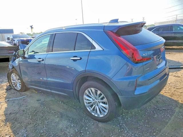 2024 CADILLAC XT4 LUXURY 2